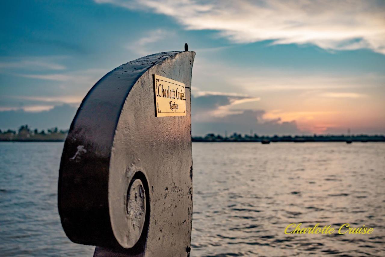 Charlotte Cruise House Boat *