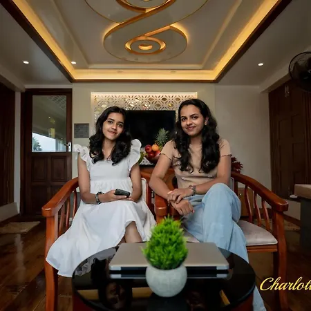 Charlotte Cruise House Boat Hotel Alappuzha Exterior photo