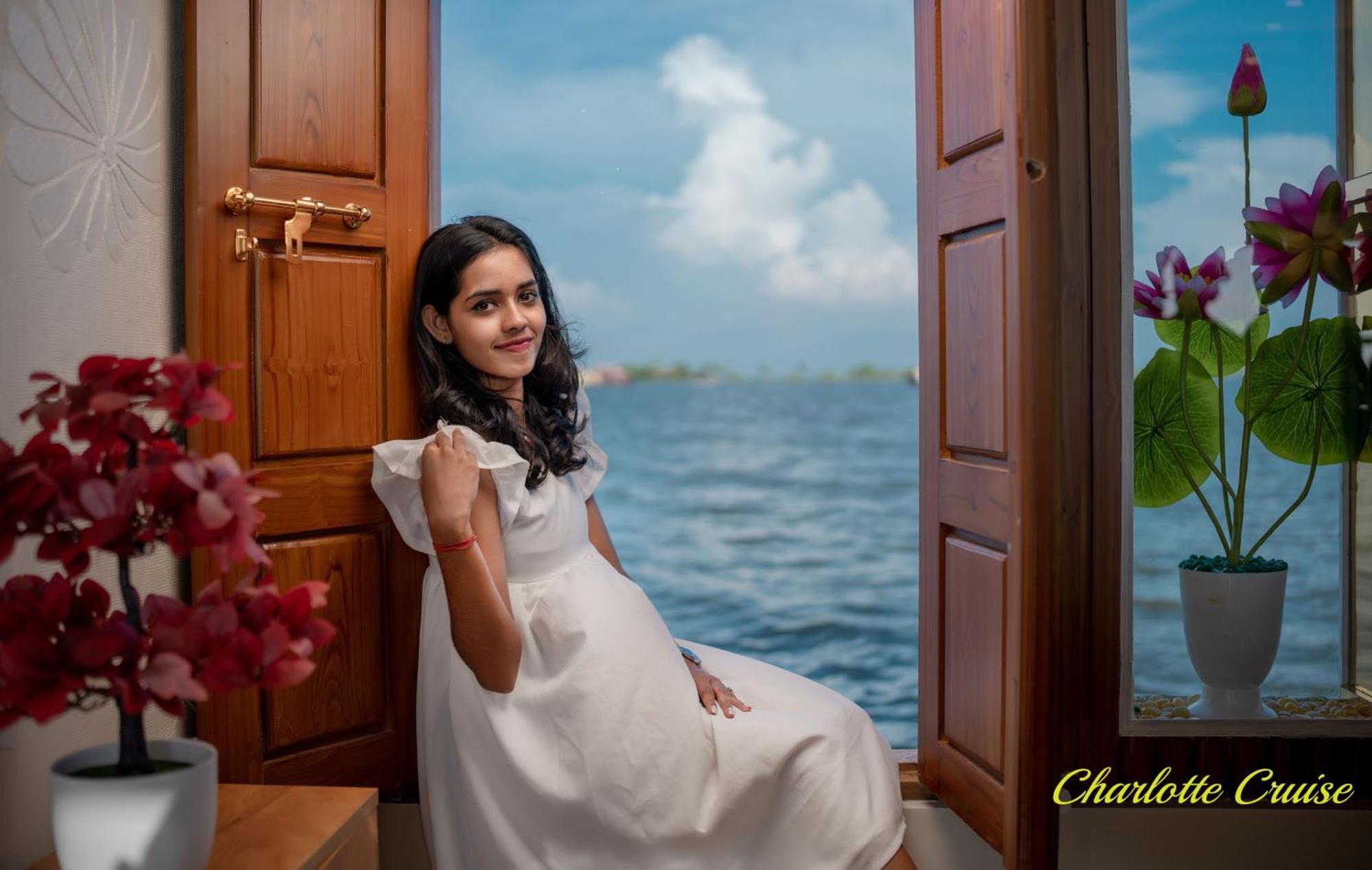 Charlotte Cruise House Boat * Alappuzha